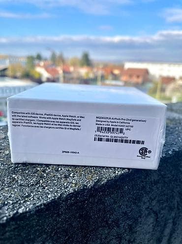 Apple AirPods Pro bežične slušalice - Aktivno poništavanje buke (ANC) at lalafo.rs — 4 Apple AirPods Pro bežične slušalice - Aktivno poništavanje buke (ANC) — 4
