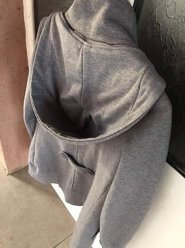 Jackets, Coats, Vests: Siva ženska jakna/duks sa kapuljačom, veličina M - Materijal: mekana at lalafo.rs — 2 Jackets, Coats, Vests: Siva ženska jakna/duks sa kapuljačom, veličina M - Materijal: mekana — 2