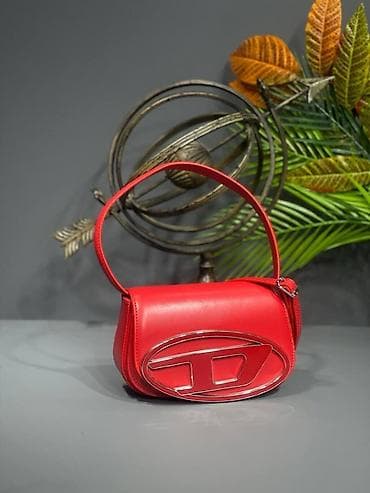 Crvena ženska torbica preko ramena diesel 1dR model - Materijal na lalafo.rs — 3 Crvena ženska torbica preko ramena diesel 1dR model - Materijal — 3