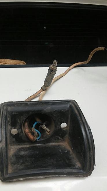 Auto antena sa bazom i instalacijom - Komplet: baza antene sa at lalafo.rs — 4 Auto antena sa bazom i instalacijom - Komplet: baza antene sa — 4