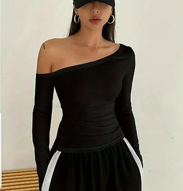 Bluza golo rame sa elastinom. Crna,svetlo siva,crvena,svetlo na lalafo.rs Bluza golo rame sa elastinom. Crna,svetlo siva,crvena,svetlo