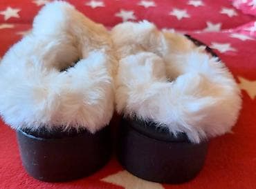 Ugg obuća bоја - Bež na lalafo.rs — 2 Ugg obuća bоја - Bež — 2