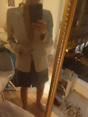 kom sa etiketom: Massimo Dutti ženski blejzer - Model: jednoredni s jednim dugmetom na at lalafo.rs — 5 kom sa etiketom: Massimo Dutti ženski blejzer - Model: jednoredni s jednim dugmetom na — 5