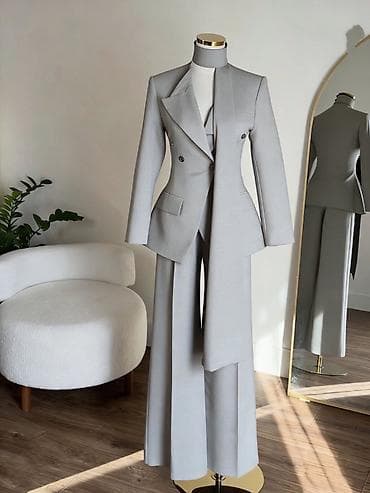 🔥Ženski elegantni komplet – sako i široke pantalone
✅3600 din na lalafo.rs 🔥Ženski elegantni komplet – sako i široke pantalone
✅3600 din