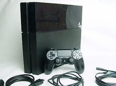 Electronics: U ponudi je Sony PlayStation 4 (FAT) konzola. Odlično je očuvana i at lalafo.rs — 5 Electronics: U ponudi je Sony PlayStation 4 (FAT) konzola. Odlično je očuvana i — 5