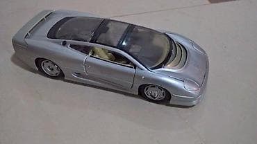 Art & Collectibles: Jaguar XJ220 1992 Maisto 1 18 Scale Slanje Brzom postom ide na at lalafo.rs — 4 Art & Collectibles: Jaguar XJ220 1992 Maisto 1 18 Scale Slanje Brzom postom ide na — 4