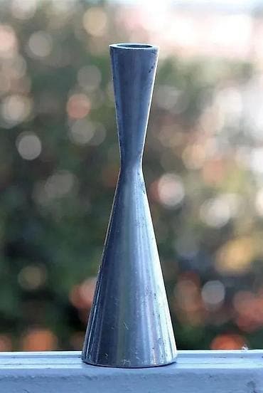 Erika Pekkari Vintage Svećnjak Gotta POSTMODERNA. Prelep TEŠKI Konusni na lalafo.rs Erika Pekkari Vintage Svećnjak Gotta POSTMODERNA. Prelep TEŠKI Konusni