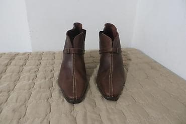 IN EXTENSO br 38 materijal koza, bez bilo kakve greske mana kako na lalafo.rs — 2 IN EXTENSO br 38 materijal koza, bez bilo kakve greske mana kako — 2