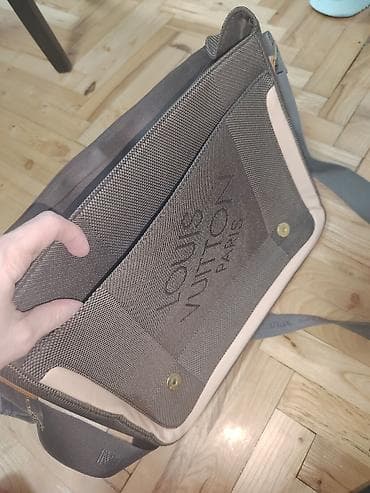 Louis Vuitton torba preko ramena – messenger stil - Model: platnena na lalafo.rs — 2 Louis Vuitton torba preko ramena – messenger stil - Model: platnena — 2