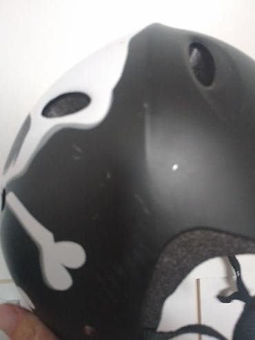 Skate/biciklistička kaciga sa motivom lobanje obim 56 cm - Dizajn na lalafo.rs — 9 Skate/biciklistička kaciga sa motivom lobanje obim 56 cm - Dizajn — 9