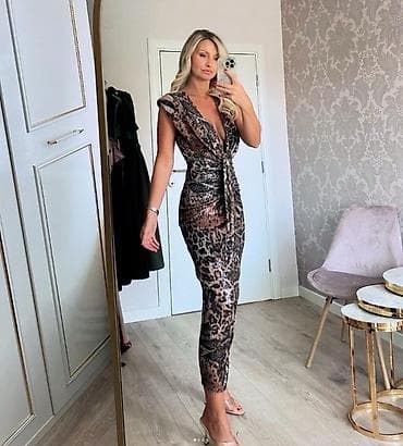 💫Elegantna haljina sa animal printom
3500 din na lalafo.rs — 1 💫Elegantna haljina sa animal printom
3500 din — 1