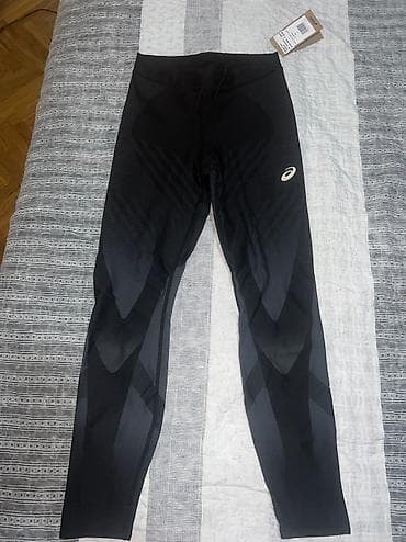 Asics metarun helanke vel. M novo
2011c236-001 na lalafo.rs — 6 Asics metarun helanke vel. M novo
2011c236-001 — 6