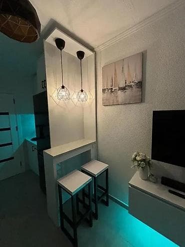 BARSKE STOLICE PO MERI DEZEN PO ŽELJI | na lalafo.rs BARSKE STOLICE PO MERI DEZEN PO ŽELJI |