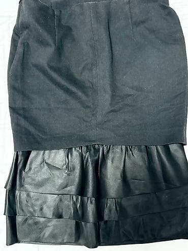 PS suknja fenomenalan model u vel 38 na lalafo.rs — 1 PS suknja fenomenalan model u vel 38 — 1