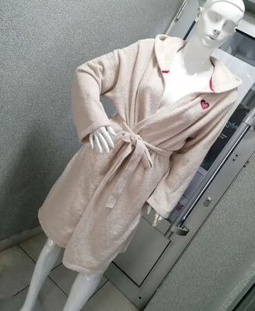 XL, Upotrebljenо, bоја - Bež na lalafo.rs XL, Upotrebljenо, bоја - Bež