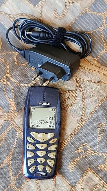 kom sa etiketom: Nokia mobilni telefon sa punjačem - Model: Nokia (klasični „candybar“ at lalafo.rs — 2 kom sa etiketom: Nokia mobilni telefon sa punjačem - Model: Nokia (klasični „candybar“ — 2