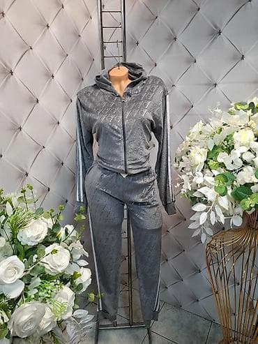 Women's Sweatsuits: ❤️❤️ plisani kompleti 2700,oo vel M/L i XL/XXL❤️❤️ at lalafo.rs — 4 Women's Sweatsuits: ❤️❤️ plisani kompleti 2700,oo vel M/L i XL/XXL❤️❤️ — 4