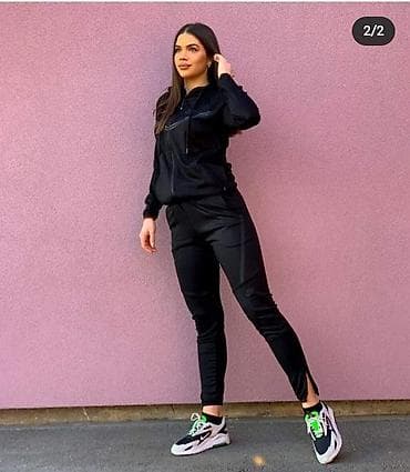 Mokra likra
m, l, xl, 2xl
3000 na lalafo.rs — 3 Mokra likra
m, l, xl, 2xl
3000 — 3