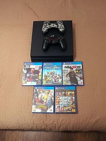 PlayStation 4 Pro (kupljen pre 3 godine u Nemačkoj) U paketu: - na lalafo.rs PlayStation 4 Pro (kupljen pre 3 godine u Nemačkoj) U paketu: -