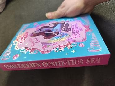 dve suknje po: Dečiji kozmetički set – iGOODCO “Beauty Girl” Sadržaj seta: - Paleta na lalafo.rs — 4 dve suknje po: Dečiji kozmetički set – iGOODCO “Beauty Girl” Sadržaj seta: - Paleta — 4
