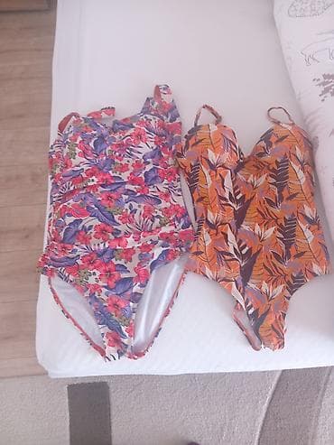 Dva nova bonati kupača kostima 85c velicina na lalafo.rs Dva nova bonati kupača kostima 85c velicina