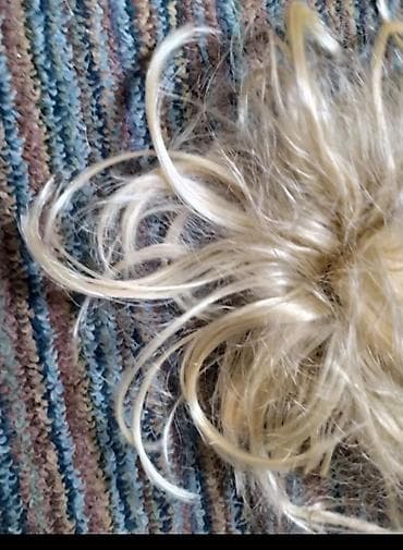 Prodajem periku za razne svečanosti,da mašnicamamože i za novu at lalafo.rs — 8 Prodajem periku za razne svečanosti,da mašnicamamože i za novu — 8