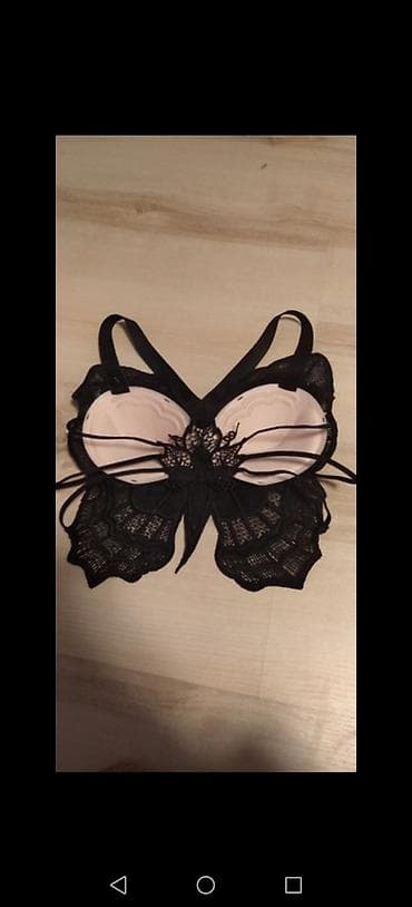 Gotički top i bralet – set 1) Crni crop top sa tankim bretelama - at lalafo.rs — 2 Gotički top i bralet – set 1) Crni crop top sa tankim bretelama - — 2