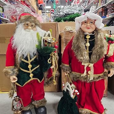 Dekorativni set figura: Deda Mraz i Baba Mraz - Visoke dekorativne na lalafo.rs — 2 Dekorativni set figura: Deda Mraz i Baba Mraz - Visoke dekorativne — 2