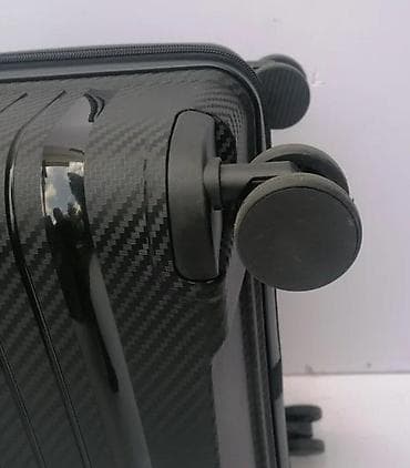Travel suitcases and bags: Tvrdi kofer na točkićima – crni, sa teksturom karbona - Materijal at lalafo.rs — 5 Travel suitcases and bags: Tvrdi kofer na točkićima – crni, sa teksturom karbona - Materijal — 5
