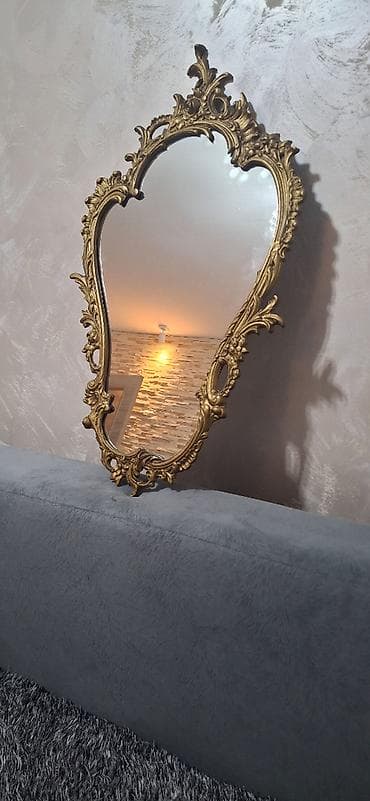 Storage boxes: Stilsko ogledalo sa bogato ukrašenim okvirom - Ram: livena bronza at lalafo.rs — 5 Storage boxes: Stilsko ogledalo sa bogato ukrašenim okvirom - Ram: livena bronza — 5