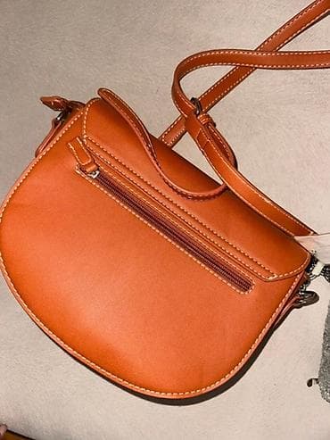 David Jones torba preko ramena – karamel/narandžasta - Model at lalafo.rs — 2 David Jones torba preko ramena – karamel/narandžasta - Model — 2