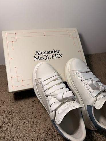 Alexander McQueen Oversized patike - Model: Oversized Sneaker - Boja na lalafo.rs — 4 Alexander McQueen Oversized patike - Model: Oversized Sneaker - Boja — 4