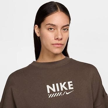 Women's Sweatshirts: Nike Fleece Os Crew Kadin Sweatshirt vel.S NOVO at lalafo.rs — 3 Women's Sweatshirts: Nike Fleece Os Crew Kadin Sweatshirt vel.S NOVO — 3