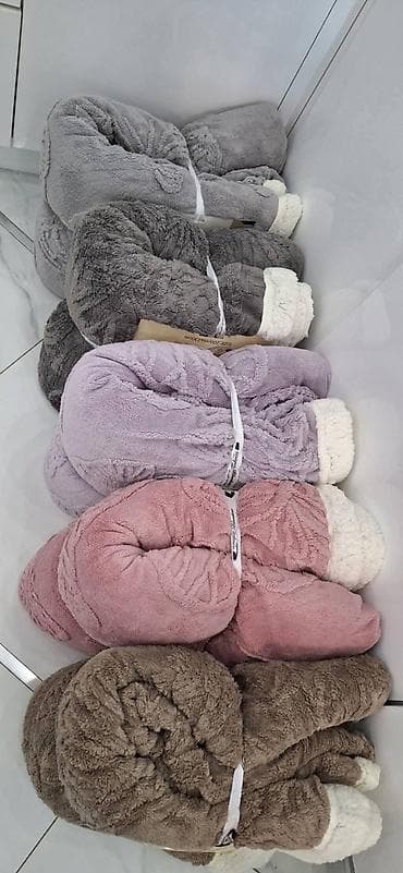 Ćebe krzno 3300din dimenzija 230x200 na lalafo.rs — 3 Ćebe krzno 3300din dimenzija 230x200 — 3