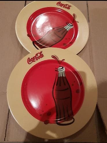 Retro tanjiri Coca cola, veliki, sitne ogrebotine, stanje kao na na lalafo.rs — 2 Retro tanjiri Coca cola, veliki, sitne ogrebotine, stanje kao na — 2