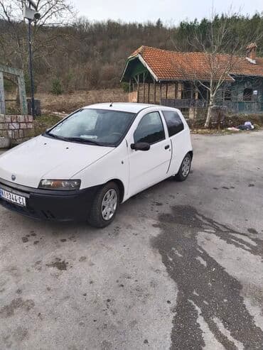 U Nišu prodajem DELOVE za Fiat Punto 1.9 dizel.Boš pumpu,Stop na lalafo.rs U Nišu prodajem DELOVE za Fiat Punto 1.9 dizel.Boš pumpu,Stop