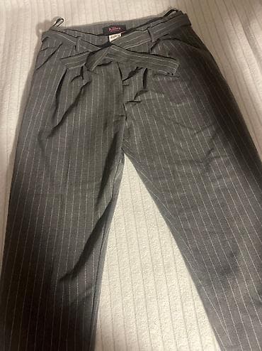 Sive ženske pantalone sa prugama – Kübra Woman’s Wear - Model/kod na lalafo.rs — 3 Sive ženske pantalone sa prugama – Kübra Woman’s Wear - Model/kod — 3