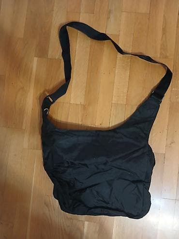 original esprit: United Colors of Benetton torba preko ramena - Model at lalafo.rs — 4 original esprit: United Colors of Benetton torba preko ramena - Model — 4