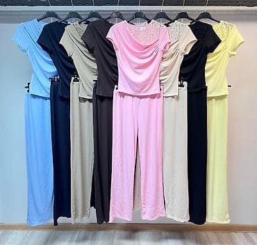 💫New collection💫
⚜️Univerzalna velicina
⚜️Cena 3000 din na lalafo.rs 💫New collection💫
⚜️Univerzalna velicina
⚜️Cena 3000 din