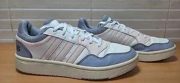 Adidas Hoops (br. 39 1/3) patike su u dobrom stanju kao što se vidi i na lalafo.rs — 1 Adidas Hoops (br. 39 1/3) patike su u dobrom stanju kao što se vidi i — 1