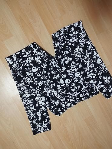 Cvetne helanke kao pantalone S M velicina na lalafo.rs Cvetne helanke kao pantalone S M velicina