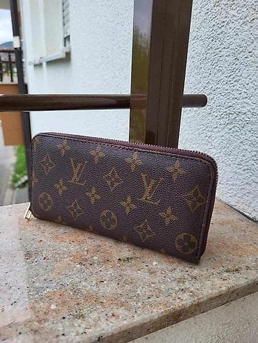 Novčanici
1.850 din
NP na lalafo.rs — 3 Novčanici
1.850 din
NP — 3