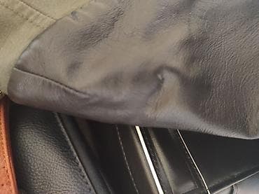 h: Jakna H&M, tamno maslinasto zelena, sa koznim rukavima. Poluobim at lalafo.rs — 7 h: Jakna H&M, tamno maslinasto zelena, sa koznim rukavima. Poluobim — 7