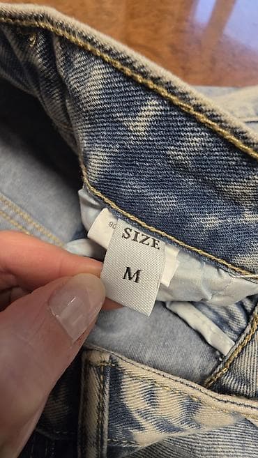 bermude teksas br: Duga teksas suknja – veličina M - Model: cargo/utility stil - Dužina at lalafo.rs — 2 bermude teksas br: Duga teksas suknja – veličina M - Model: cargo/utility stil - Dužina — 2