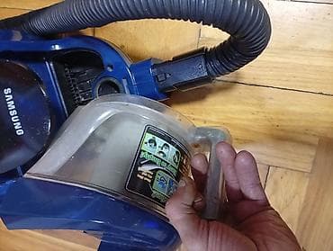 Samsung usisivač bez kese – Air Track, 1800 W - Snažan motor od 1800 at lalafo.rs — 4 Samsung usisivač bez kese – Air Track, 1800 W - Snažan motor od 1800 — 4