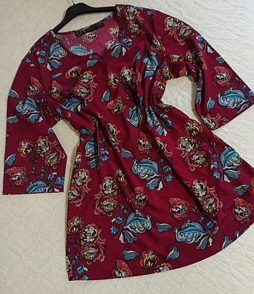 Tunika/haljina
Velicina 44/46
600 RSD✨ na lalafo.rs Tunika/haljina
Velicina 44/46
600 RSD✨