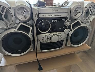 Panasonic mini linija SA-AK630 - Sistem sa 5 CD changerom – na lalafo.rs Panasonic mini linija SA-AK630 - Sistem sa 5 CD changerom –