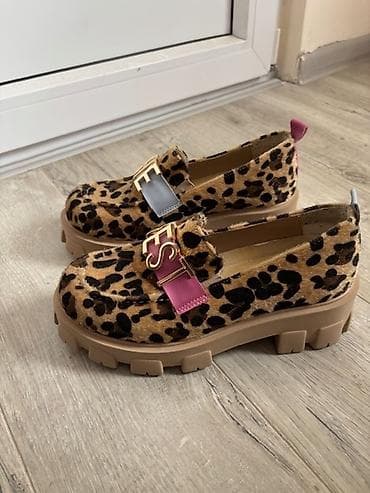 Ženske loafer cipele sa animal printom (leopard) i masivnim đonom. - at lalafo.rs — 6 Ženske loafer cipele sa animal printom (leopard) i masivnim đonom. - — 6