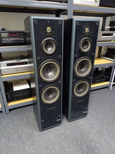 INFINITY reference 60 podnostojeci trosistemci sa mrezicama na lalafo.rs INFINITY reference 60 podnostojeci trosistemci sa mrezicama