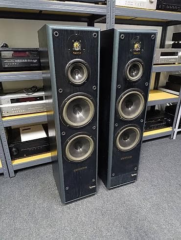 INFINITY reference 60 podnostojeci trosistemci sa mrezicama na lalafo.rs — 1 INFINITY reference 60 podnostojeci trosistemci sa mrezicama — 1